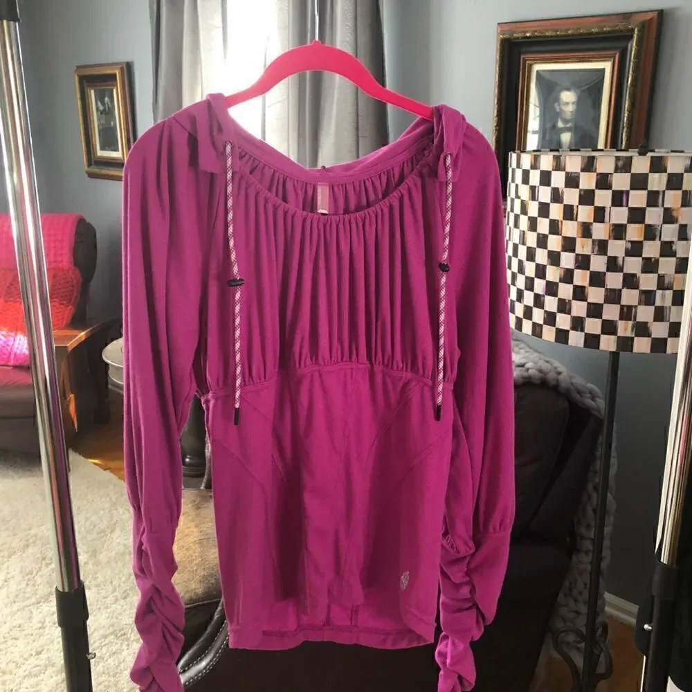 NWOT Free People Look Within Layer In Magenta Disco